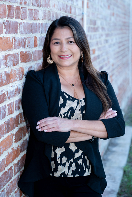 Loan Originator Suany Yeazel